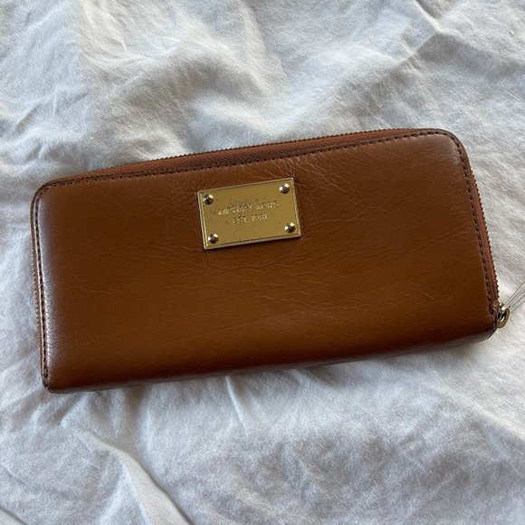 Michael Kors Handbags - Michael Kors Leather Continental Wallet Brown / Caramel